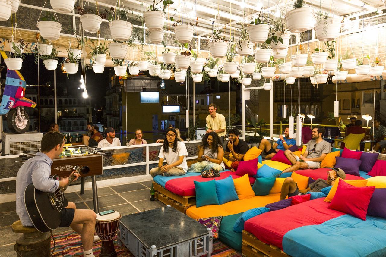 Hostel Gostops *